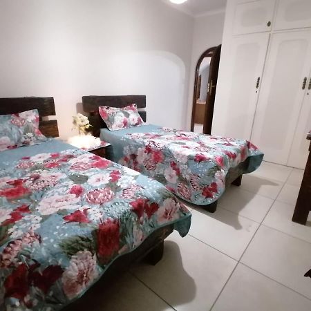 Thee View Hotel Hartbeespoort Kültér fotó